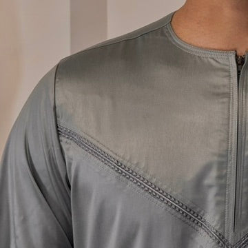 Men's Shiny Emirati/Omani Thobe - Grey