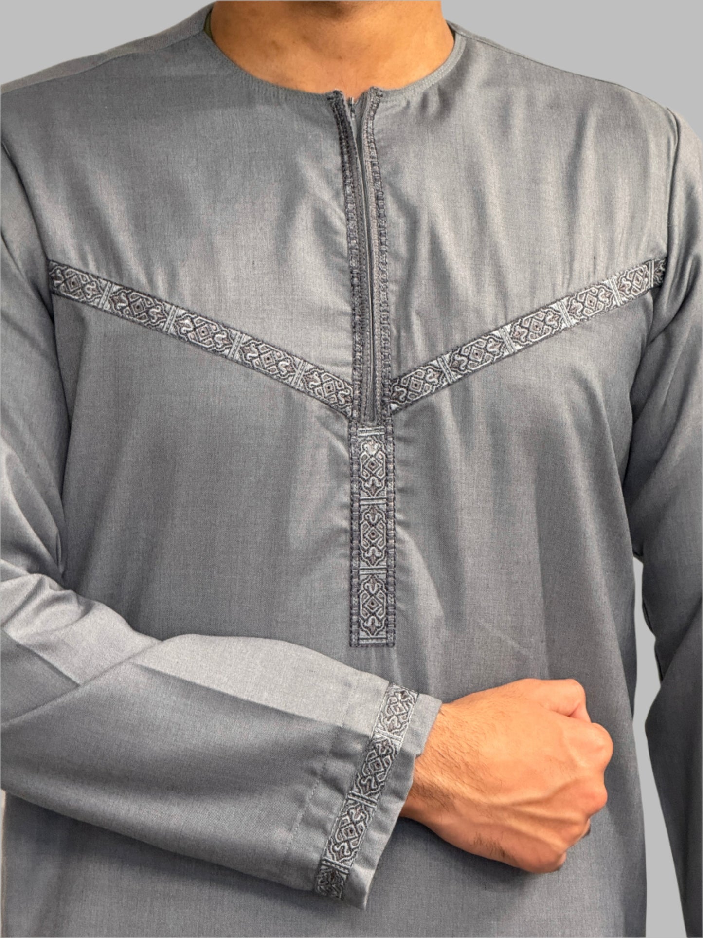 Men's Embroidery Zain Thobe Grey Close Up