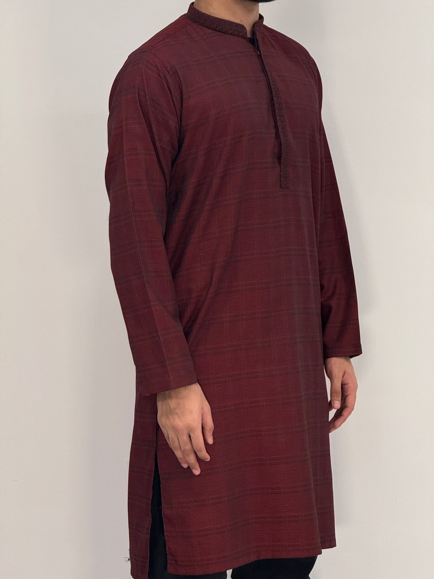 Men's Maroon 4 Kurta with Placket Embroidery