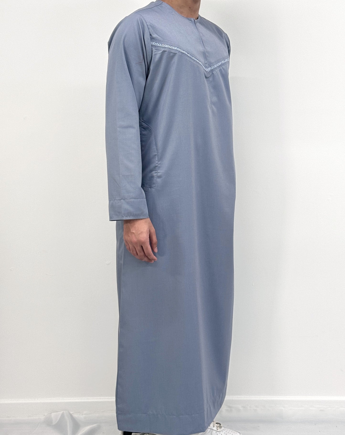 Boys Emirati/Omani Thobe - Light Grey