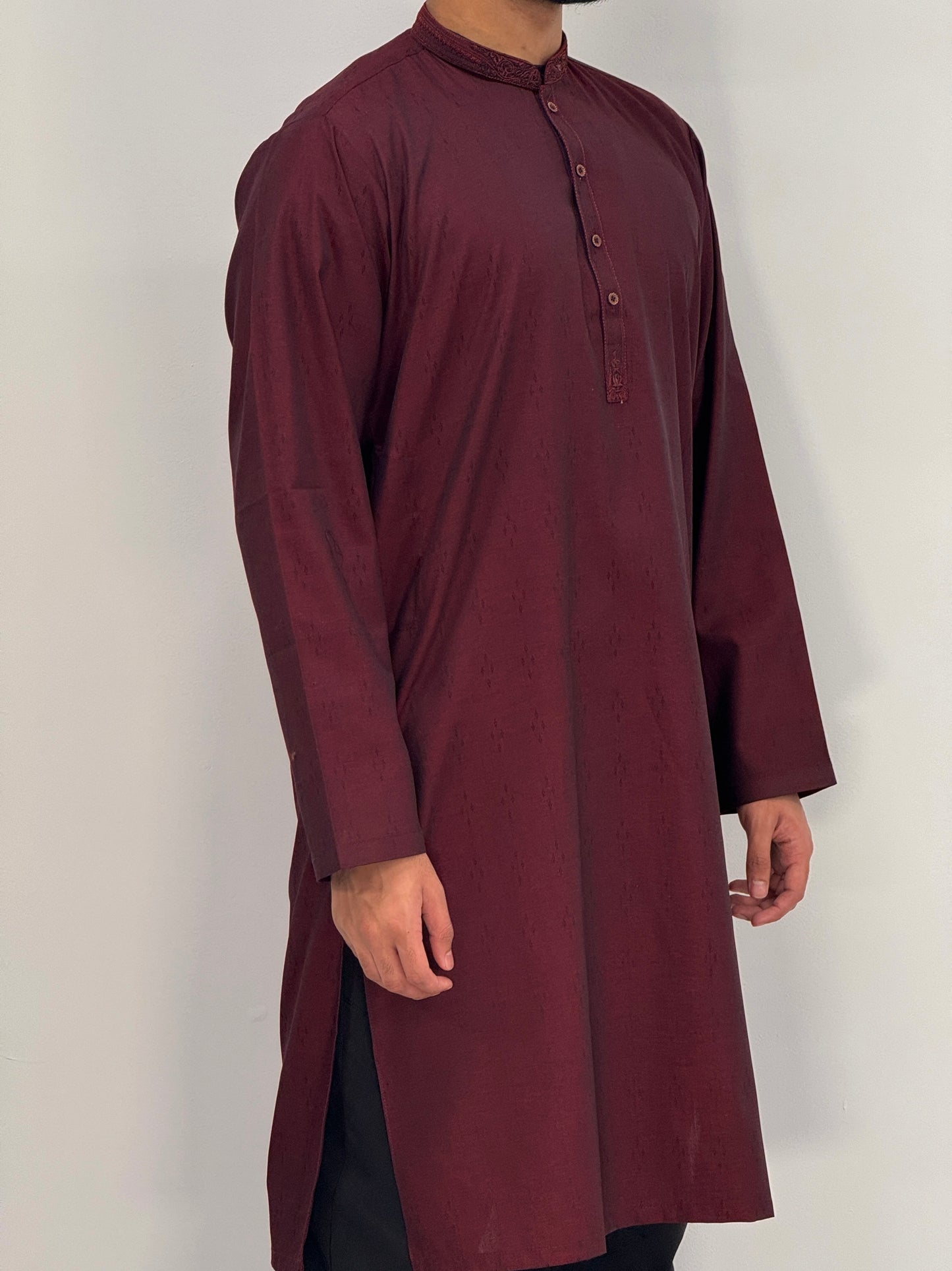 Men's Maroon 3 Kurta with Placket Embroidery