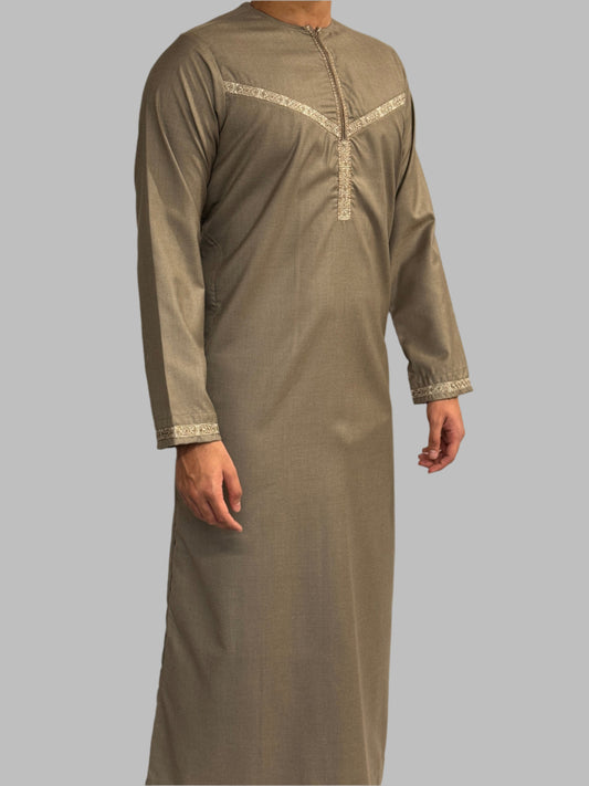 Men's Embroidery Zain Thobe Winter Material Stone Side View