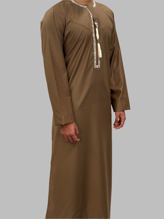 Men's Premium Embroidery Thobe Mocha Side View