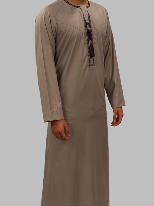 Men's Premium Embroidery Thobe Skin Side View