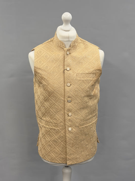 Men's Sequin Embroidery Jamawar Light Gold Diamond Design Waistcoat Gold Buttons