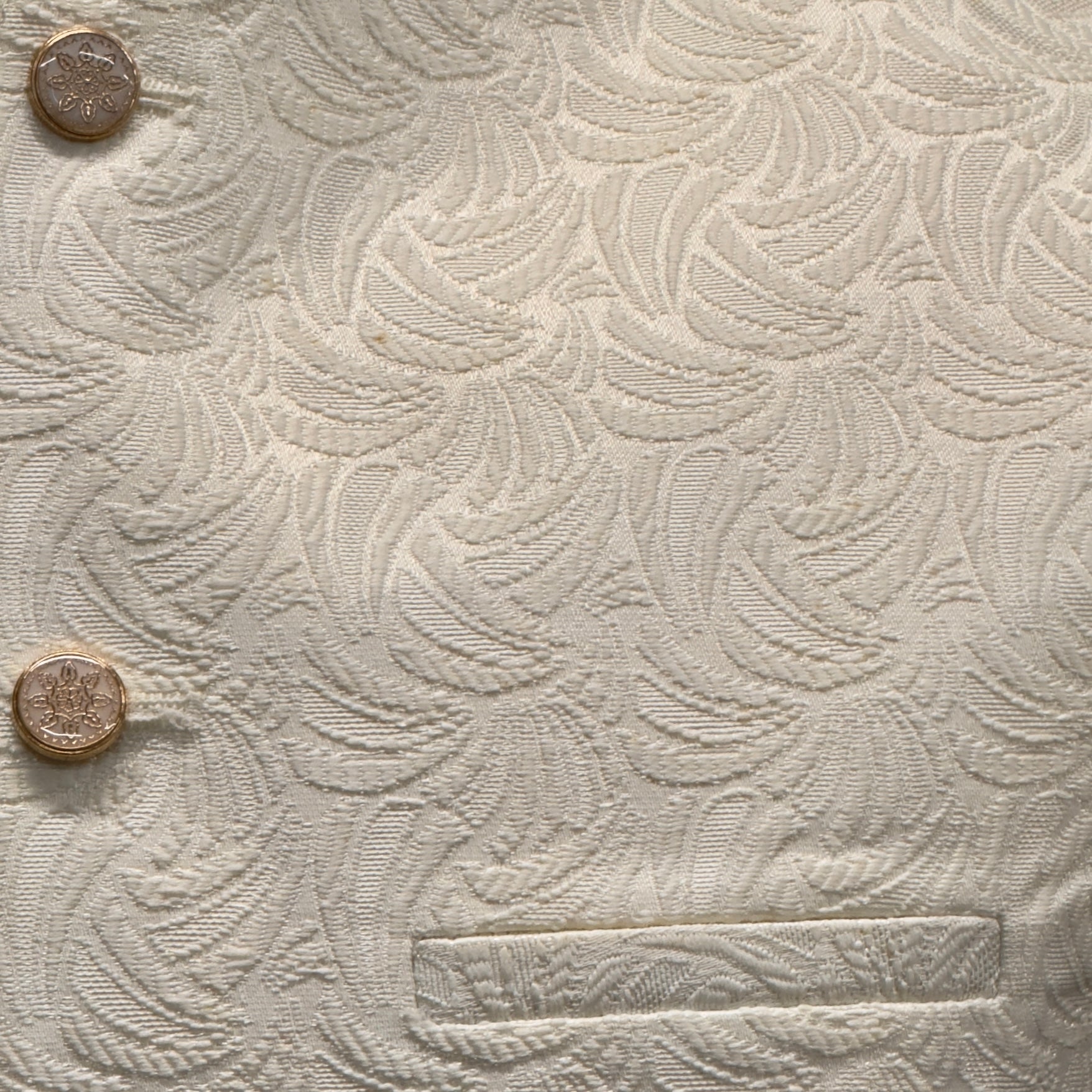 Men's Swirl Design Cream Jamawar Waistcoat Close Up