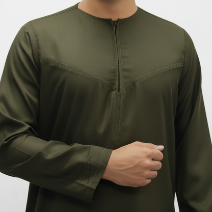 Olive Zayd Thobe Close-up