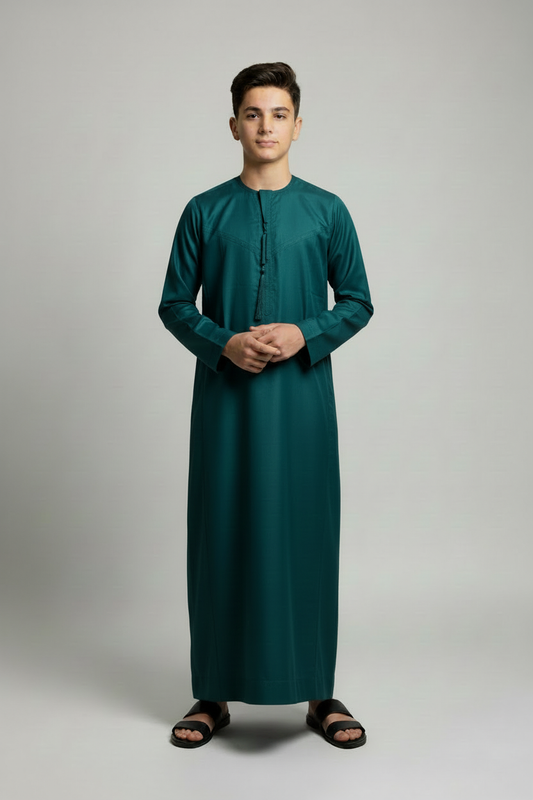 Teal Thobe on Teenage Model - Darker